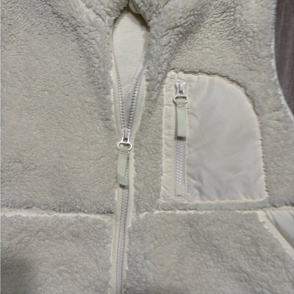 Maurices Cream Sherpa Vest - Picture 2 of 5